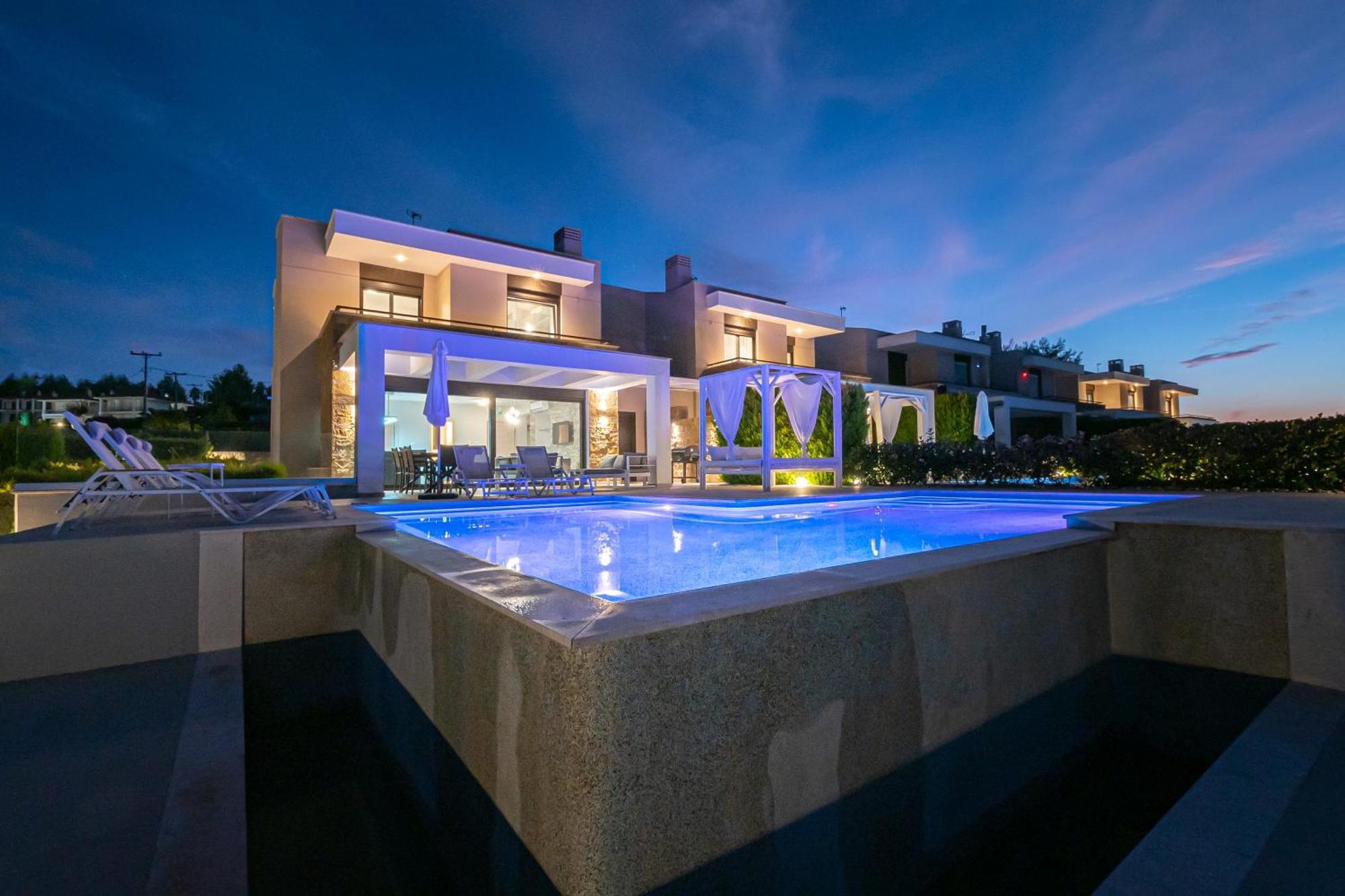 Villa Bellevue With Private Pool *