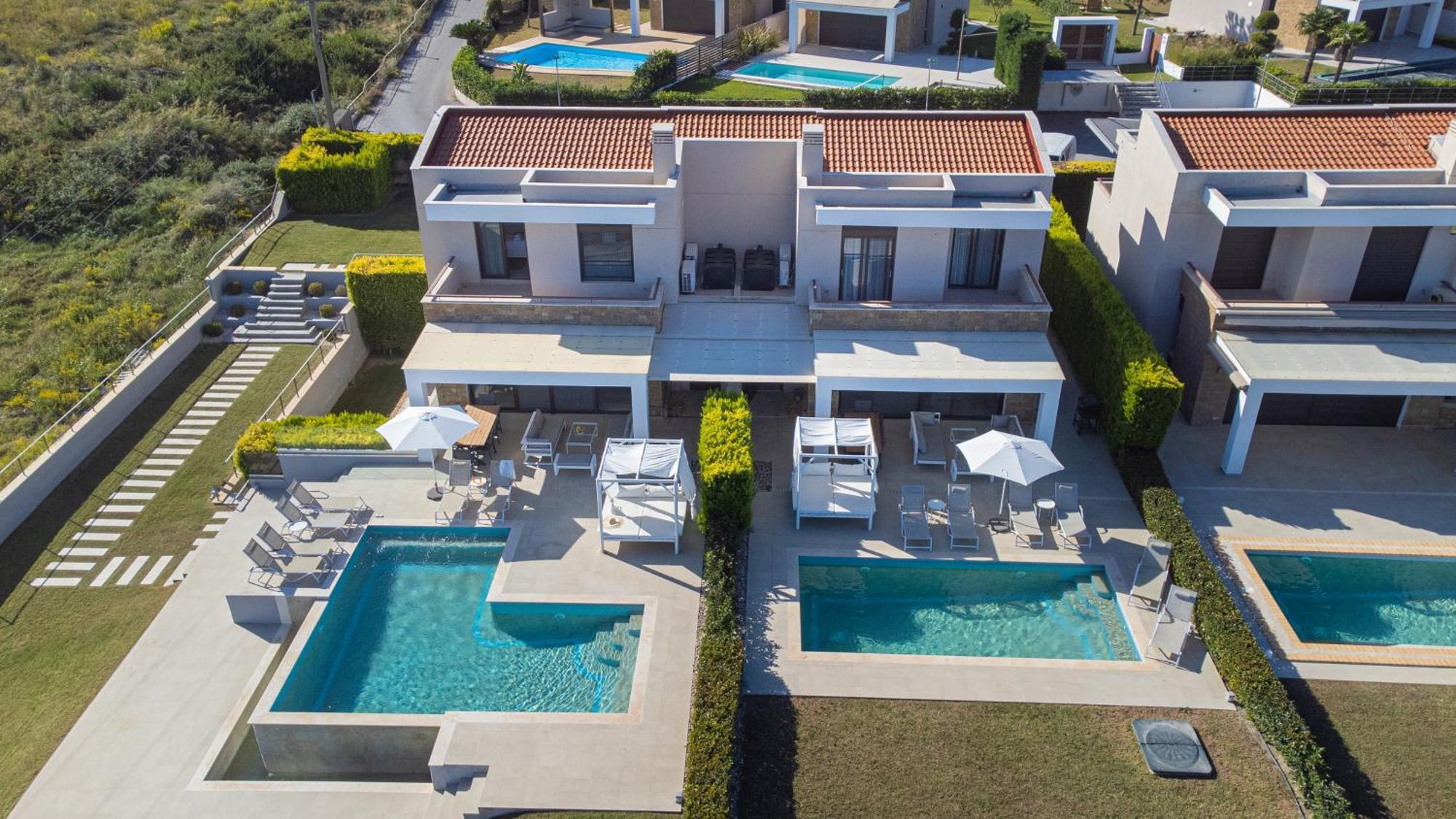 Bellevue With Private Pool Villa *