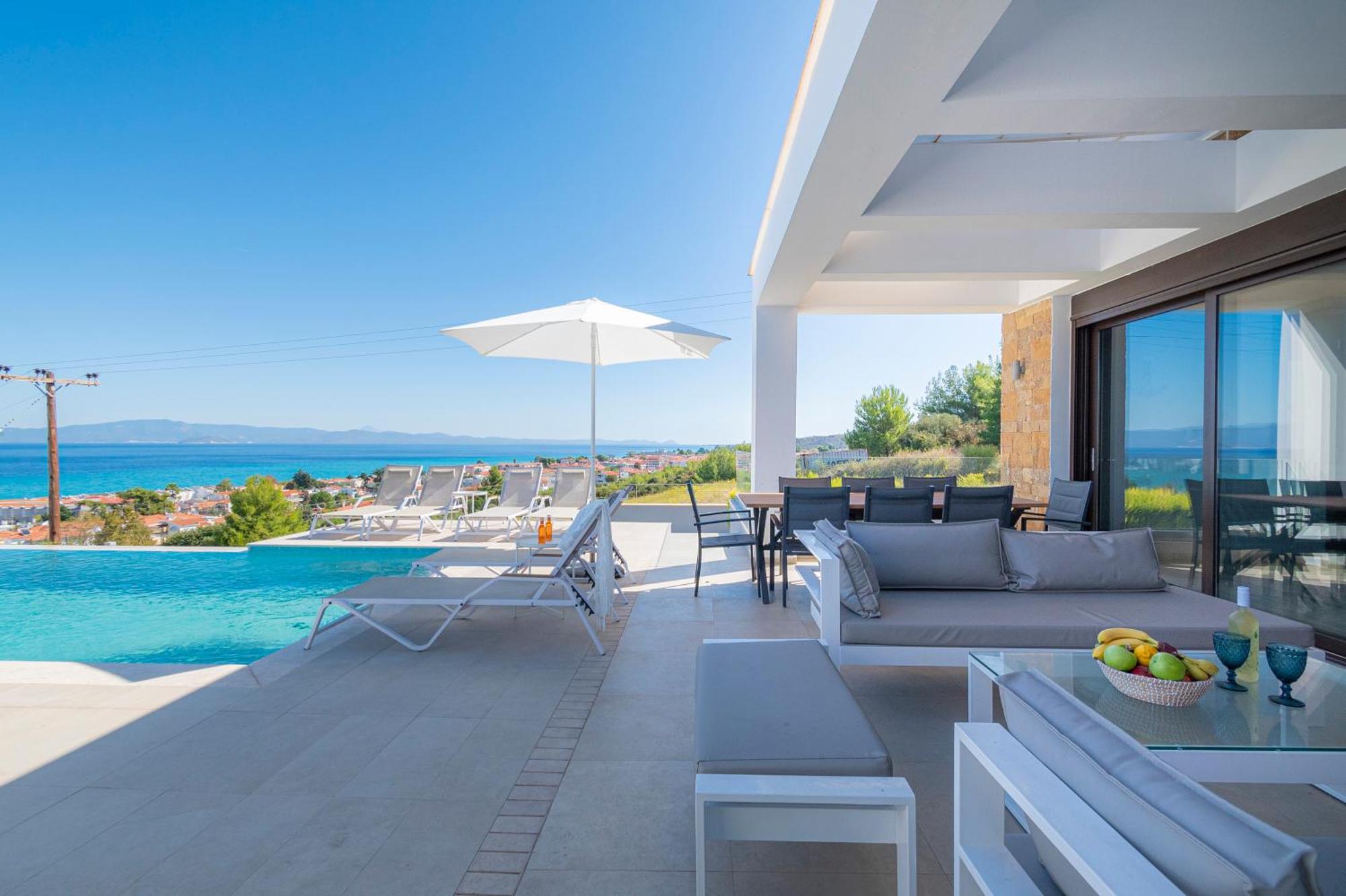 Bellevue With Private Pool Villa *
