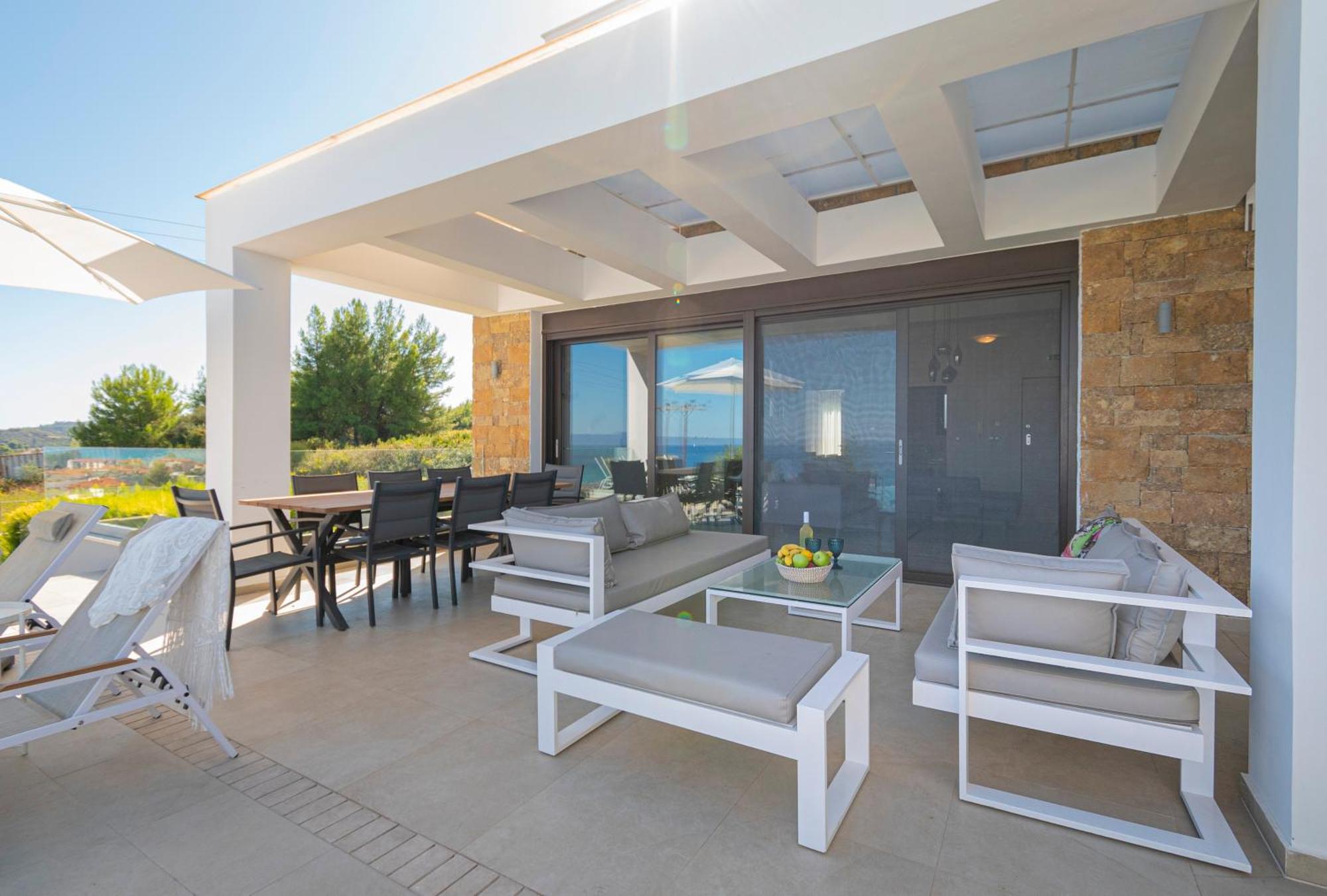 Bellevue With Private Pool Villa *