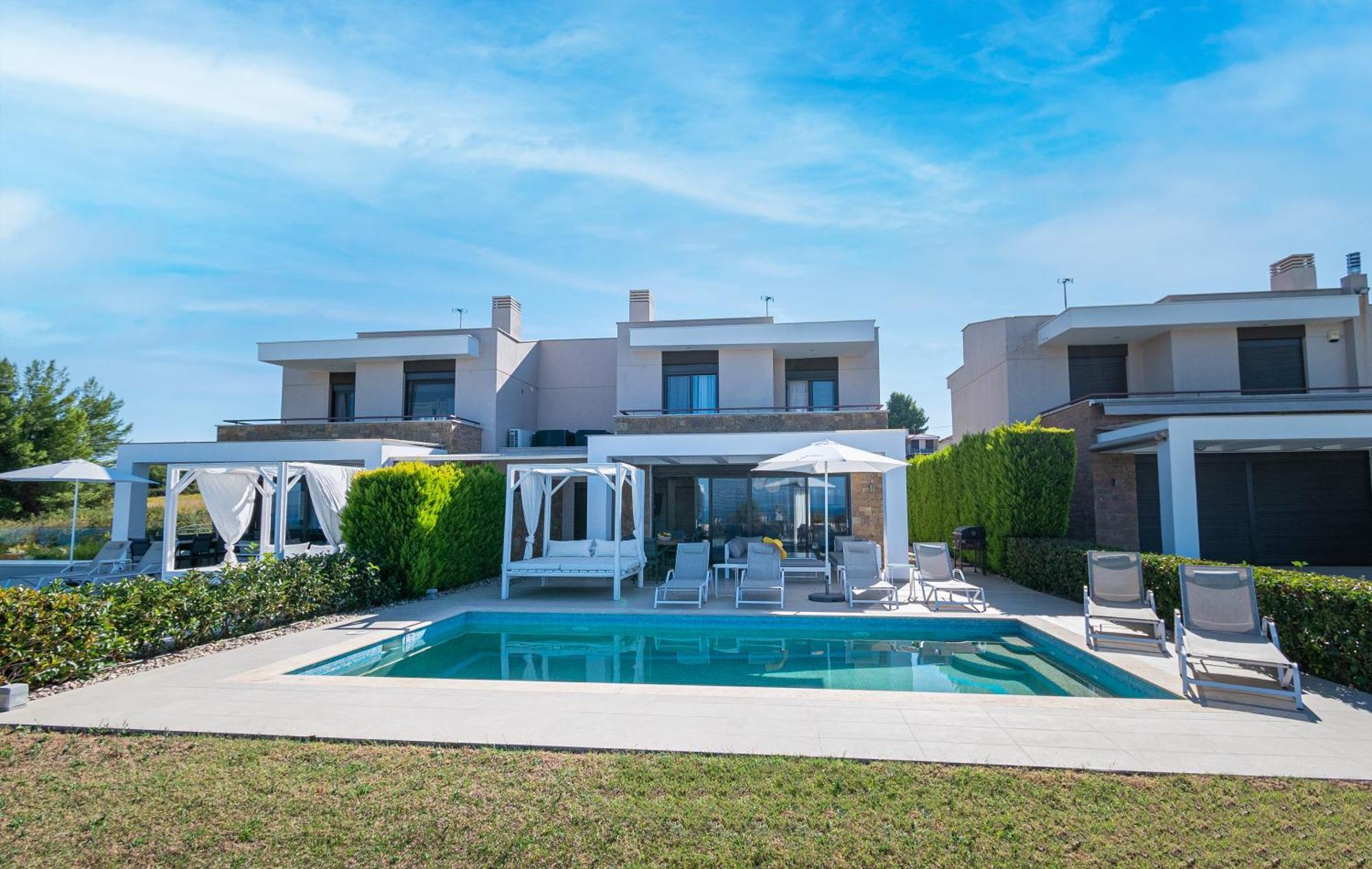 Villa Bellevue With Private Pool