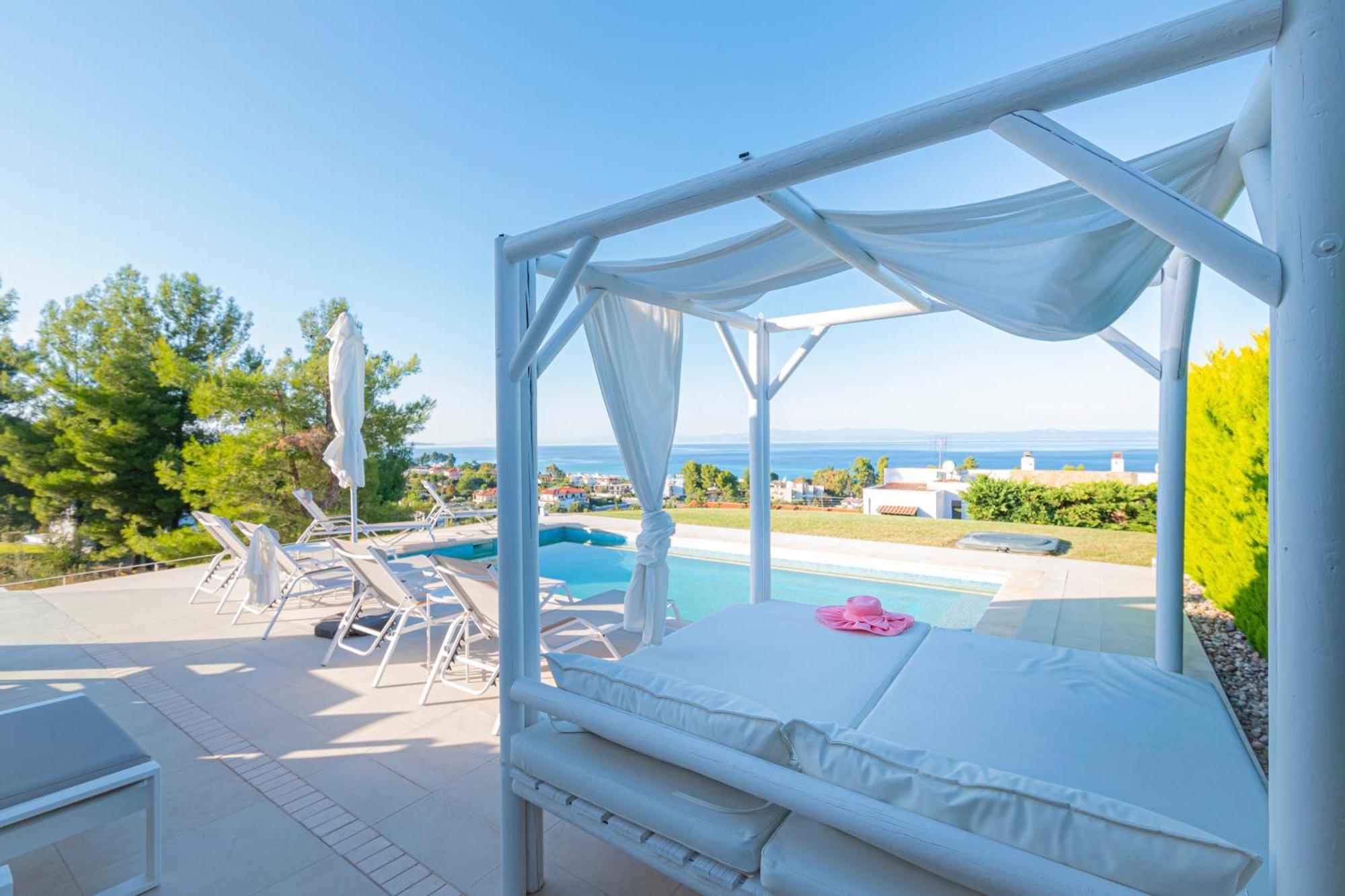 Villa Bellevue With Private Pool Chaniotis